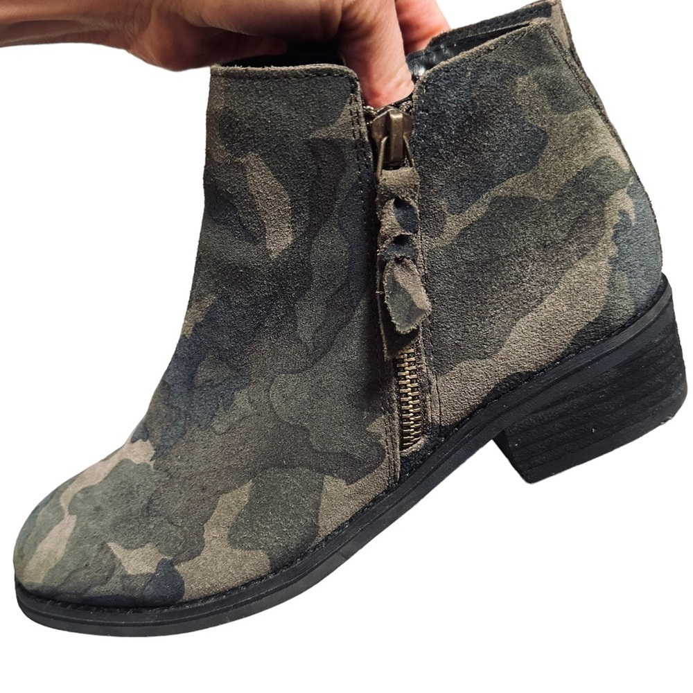 BLONDO Waterproof Camo Booties Leather Olive Army agree Women’s Sz 7.5 - Picture 7 of 10